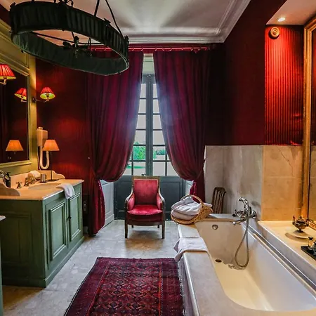 Chateau Des Briottieres 4*