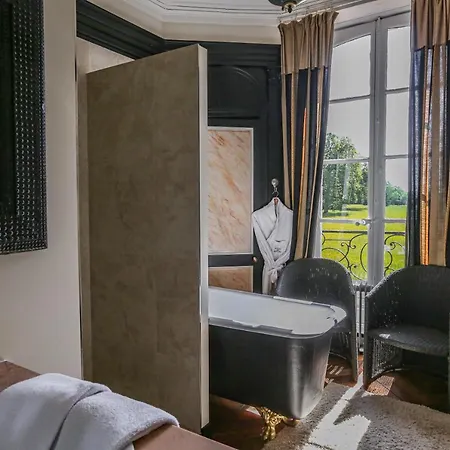 Chateau Des Briottieres Hotel 4*