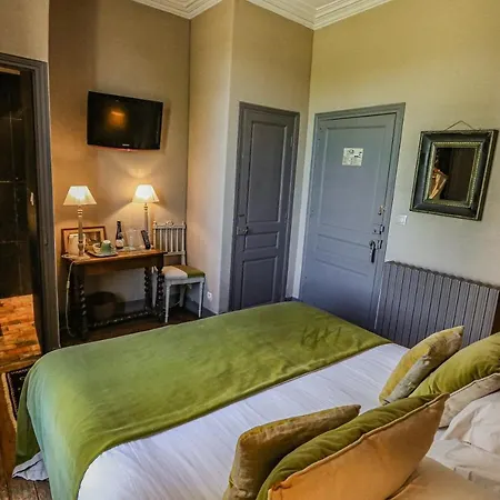 Hotel Château Des Briottieres 4*