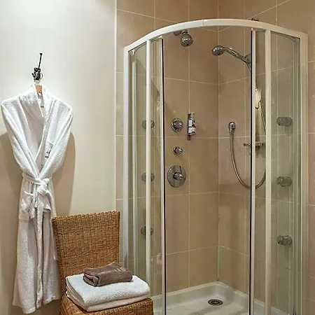Hotel Chateau Des Briottieres