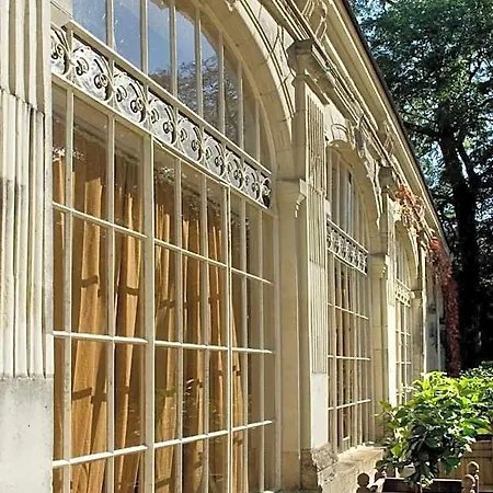 Chateau Des Briottieres 4*