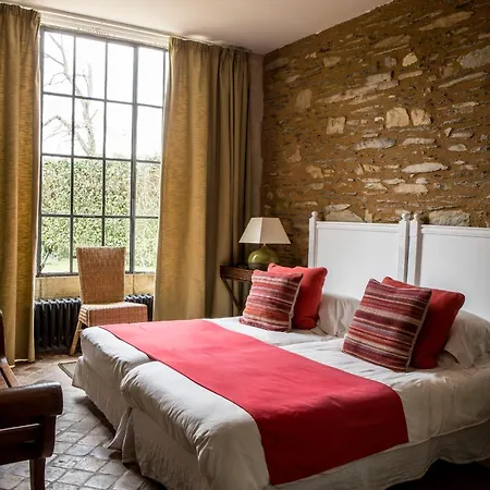 Hotel Chateau Des Briottieres 4*