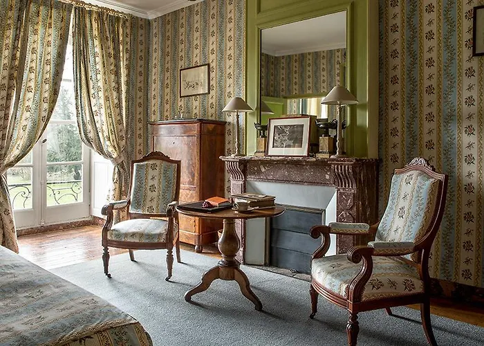 Hotel Chateau Des Briottieres 4*